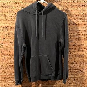 Men’s H&M sweatshirt